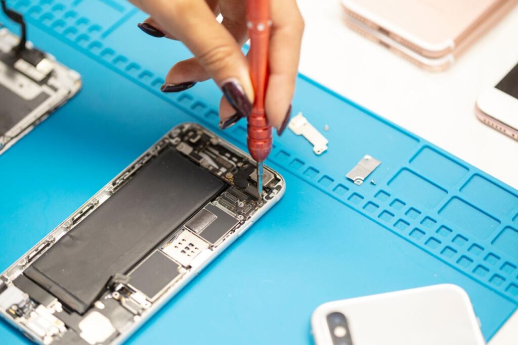Samsung startar inte Borås svart skärm reparation